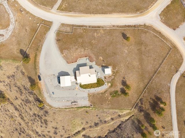 605 Chelan Trails Road, Manson, WA 98831