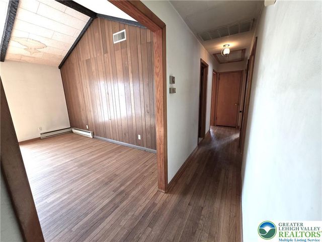 5722 Shady Lane, East Allen Twp, PA 18014