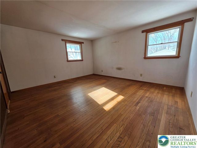 5722 Shady Lane, East Allen Twp, PA 18014