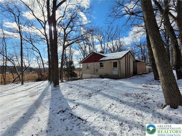 5722 Shady Lane, East Allen Twp, PA 18014