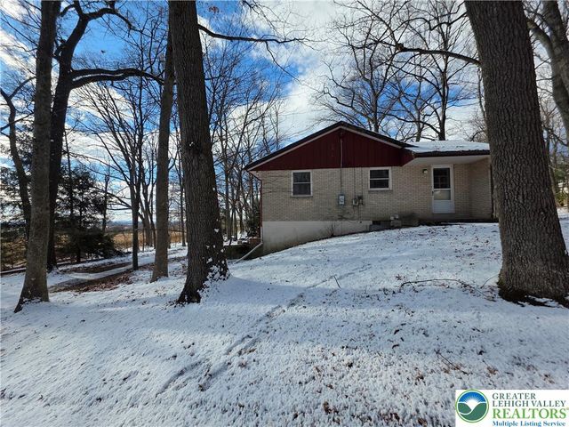 5722 Shady Lane, East Allen Twp, PA 18014