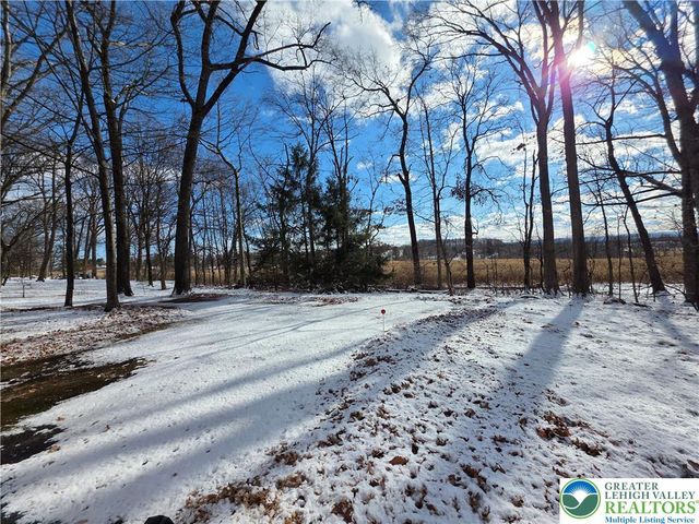 5722 Shady Lane, East Allen Twp, PA 18014