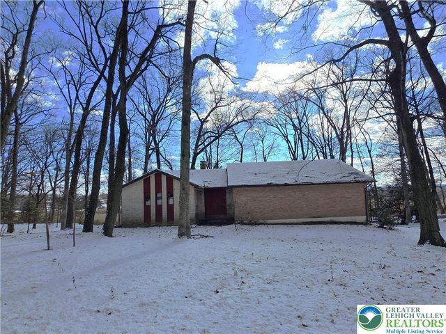 5722 Shady Lane, East Allen Twp, PA 18014