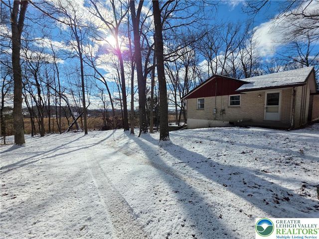 5722 Shady Lane, East Allen Twp, PA 18014