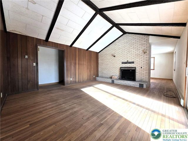 5722 Shady Lane, East Allen Twp, PA 18014