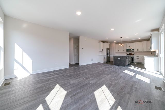 22144 W Casa Bella View, Kildeer, IL 60047