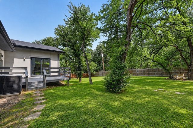 9132 Choctaw Trail, Flower Mound, TX 75022