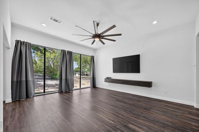 9132 Choctaw Trail, Flower Mound, TX 75022