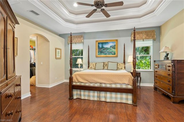 2116 Harlans RUN, Naples, FL 34105