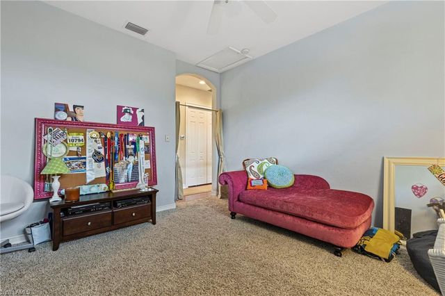 2116 Harlans RUN, Naples, FL 34105