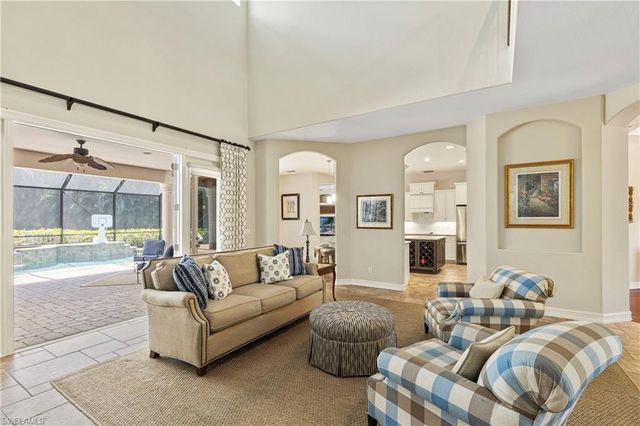 2116 Harlans RUN, Naples, FL 34105