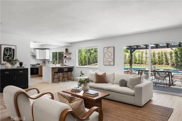 21405 Stanwell, Chatsworth, CA 91311