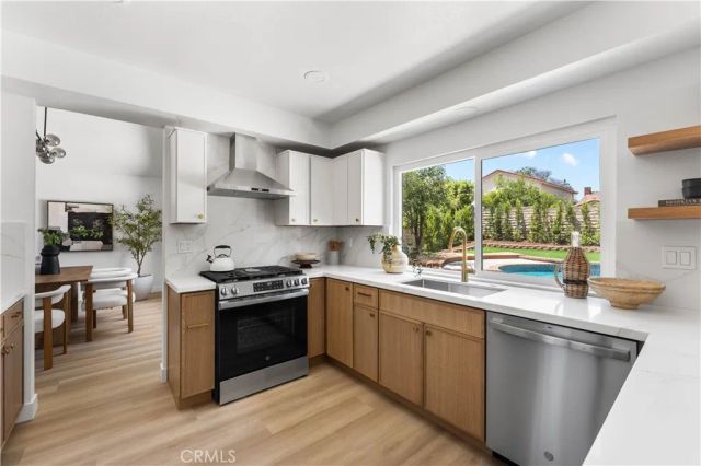 21405 Stanwell, Chatsworth, CA 91311