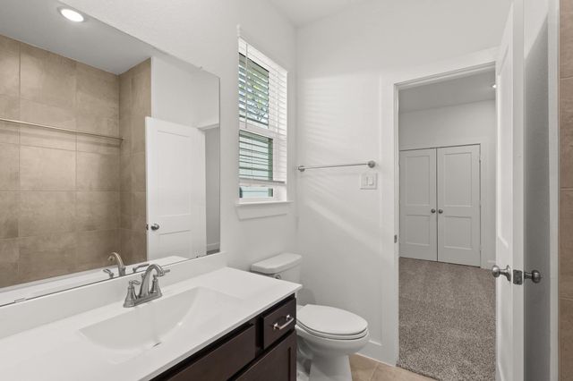 201 Flora Springs CV, Liberty Hill, TX 78642