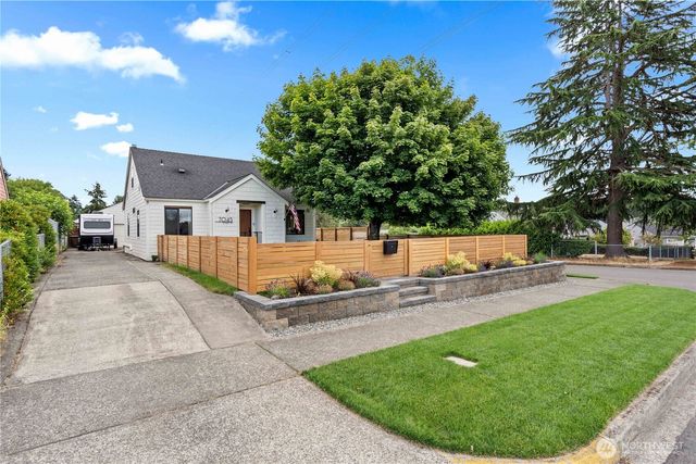 7045 S Fife Street, Tacoma, WA 98409