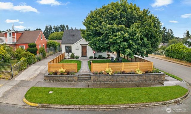 7045 S Fife Street, Tacoma, WA 98409