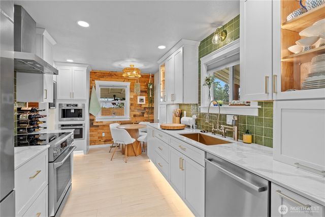 7045 S Fife Street, Tacoma, WA 98409
