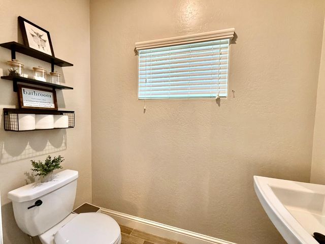 4134 Duncan Avenue, Clovis, CA 93619