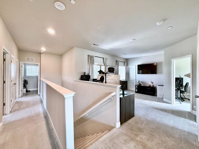4134 Duncan Avenue, Clovis, CA 93619
