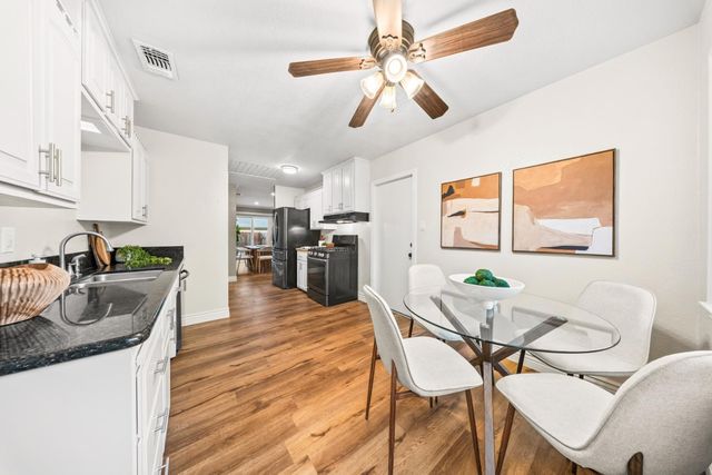 5528 Hesper Way, Carmichael, CA 95608