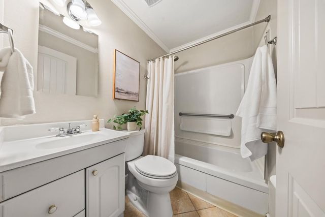 5528 Hesper Way, Carmichael, CA 95608