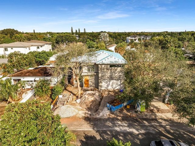 213 NE 9th Street, Delray Beach, FL 33444