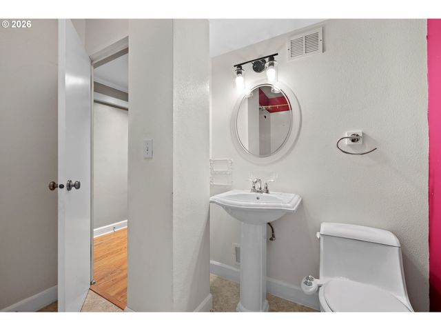 1205 Sw CARDINELL Dr 505, Portland, OR 97201