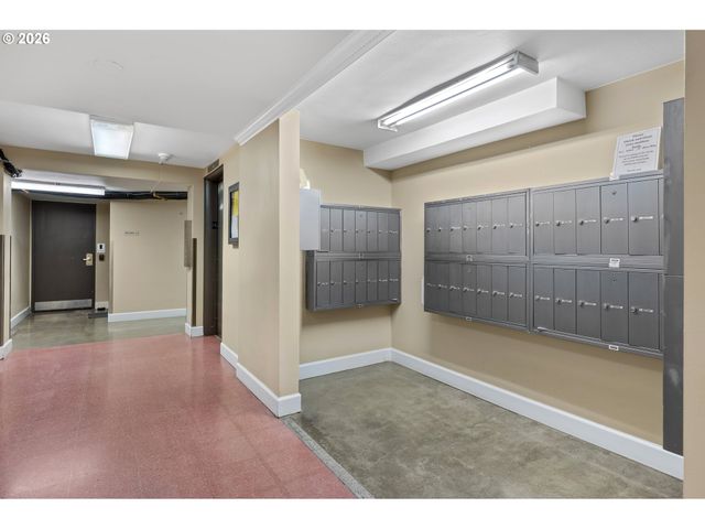 1205 Sw CARDINELL Dr 505, Portland, OR 97201