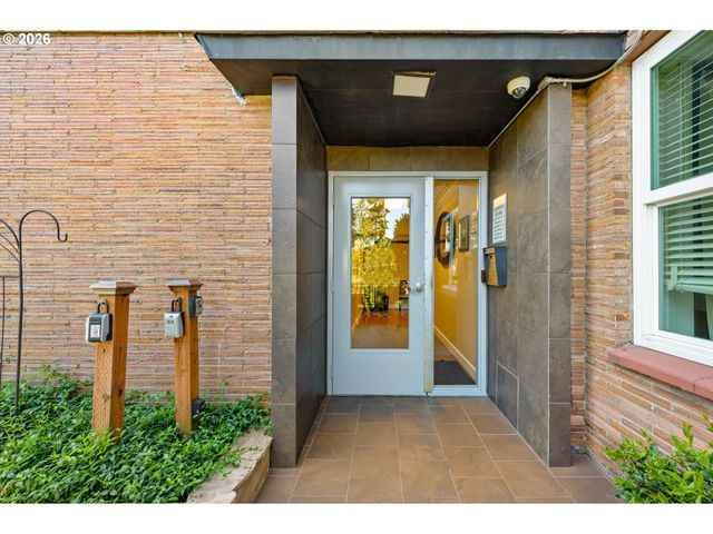 1205 Sw CARDINELL Dr 505, Portland, OR 97201