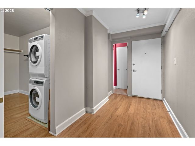 1205 Sw CARDINELL Dr 505, Portland, OR 97201