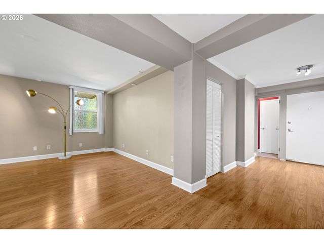1205 Sw CARDINELL Dr 505, Portland, OR 97201