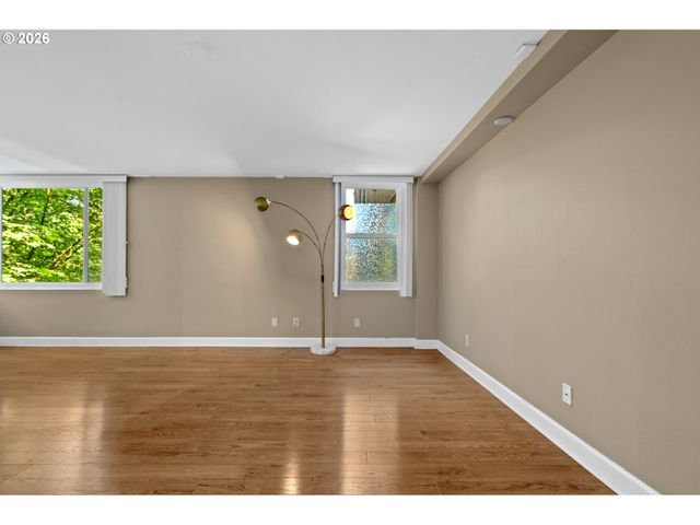 1205 Sw CARDINELL Dr 505, Portland, OR 97201