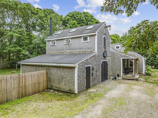510 North Dennis, Yarmouth, MA 02675