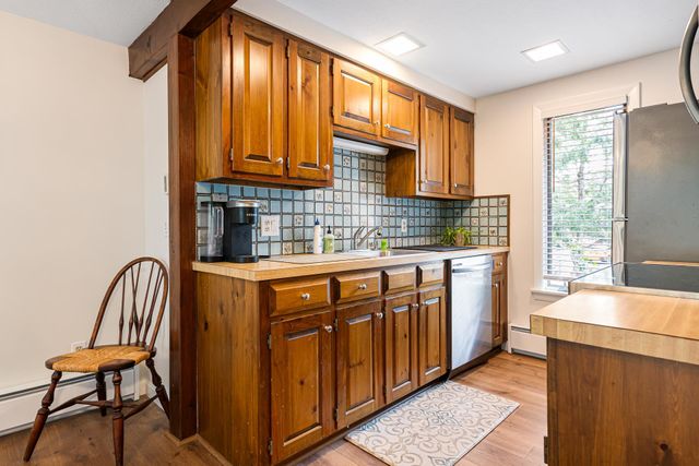 14 Bay Tree Lane, Grantham, NH 03753