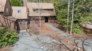 14 Bay Tree Lane, Grantham, NH 03753