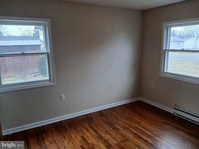 2155 MASSANUTTEN DR, Middletown, VA 22645