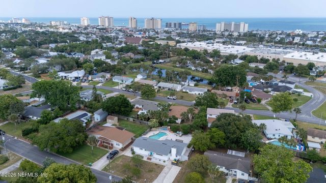 11 BURLING Way, Jacksonville Beach, FL 32250