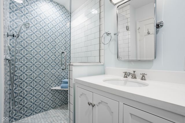 6174 N Meridian Street, Indianapolis, IN 46208