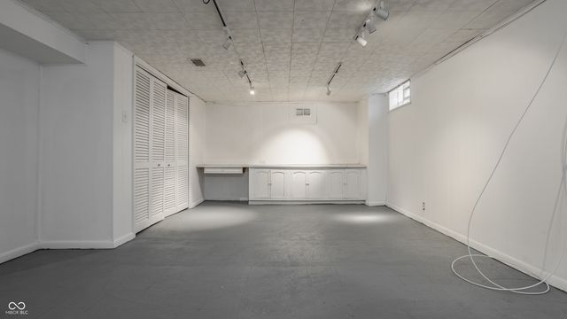 6174 N Meridian Street, Indianapolis, IN 46208