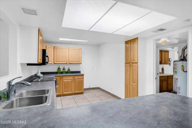 7855 E 34th Street, Tucson, AZ 85710