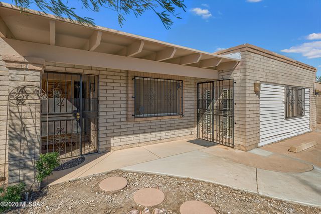 7855 E 34th Street, Tucson, AZ 85710