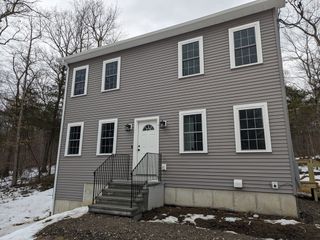 514 Old County Rd., Wales, MA 01081