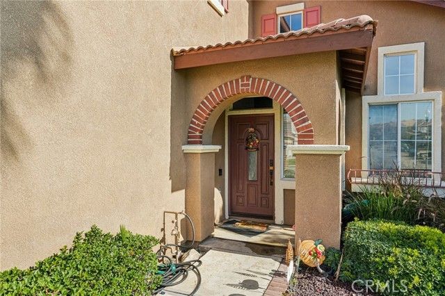 5029 La Sarre Drive, Fontana, CA 92336