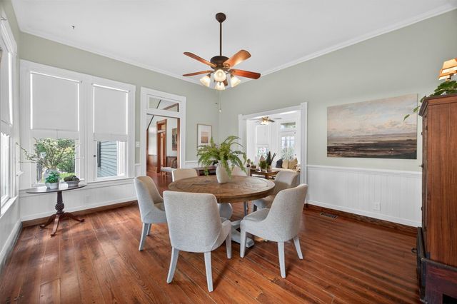 3828 Bernardo De Galvez Avenue, Galveston, TX 77550