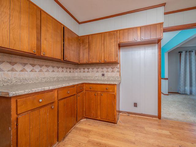 5 Keeton Ave Avenue, West Liberty, KY 41472