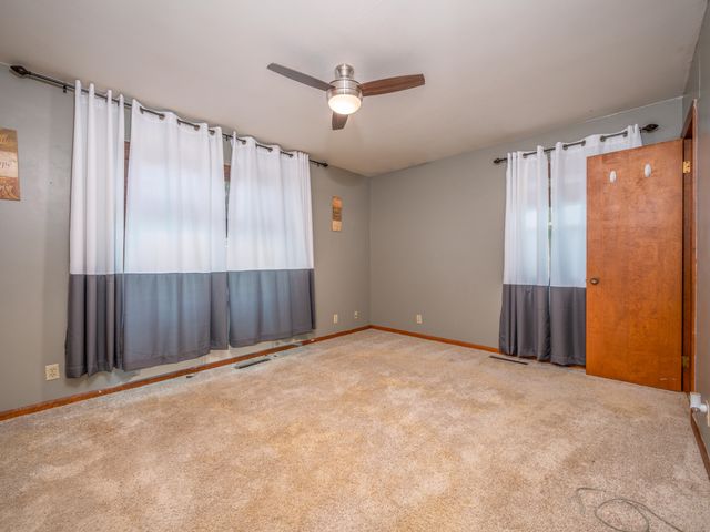 5 Keeton Ave Avenue, West Liberty, KY 41472