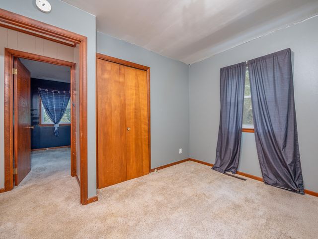 5 Keeton Ave Avenue, West Liberty, KY 41472