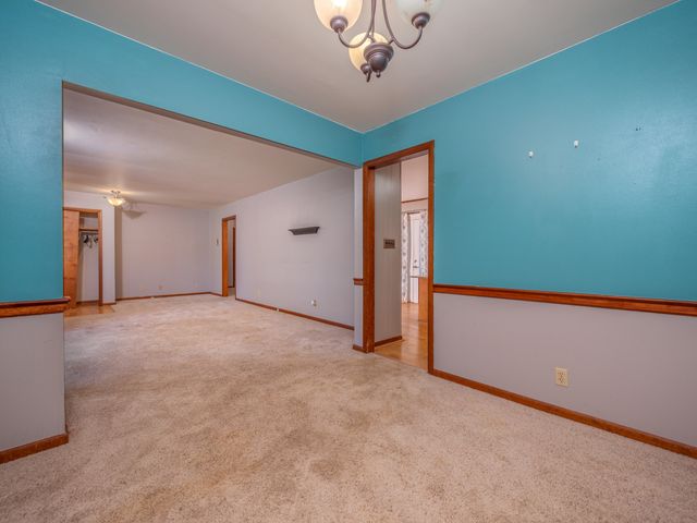 5 Keeton Ave Avenue, West Liberty, KY 41472