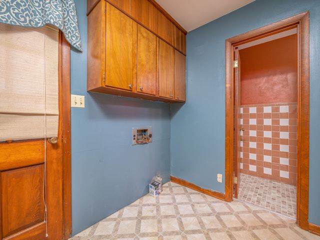 5 Keeton Ave Avenue, West Liberty, KY 41472