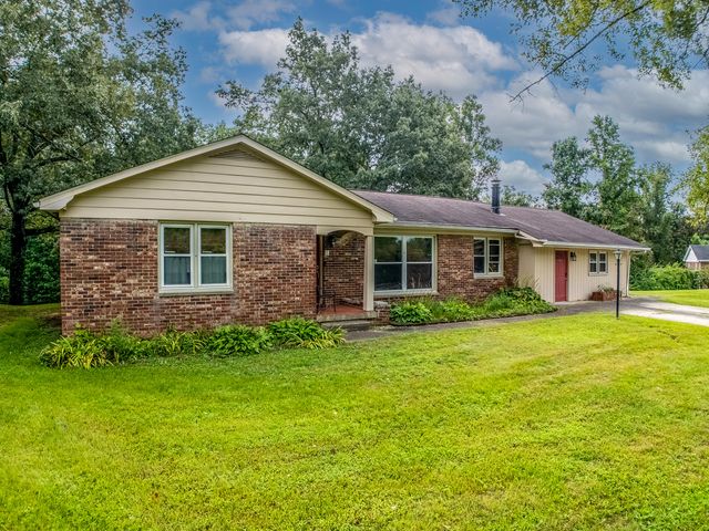 5 Keeton Ave Avenue, West Liberty, KY 41472